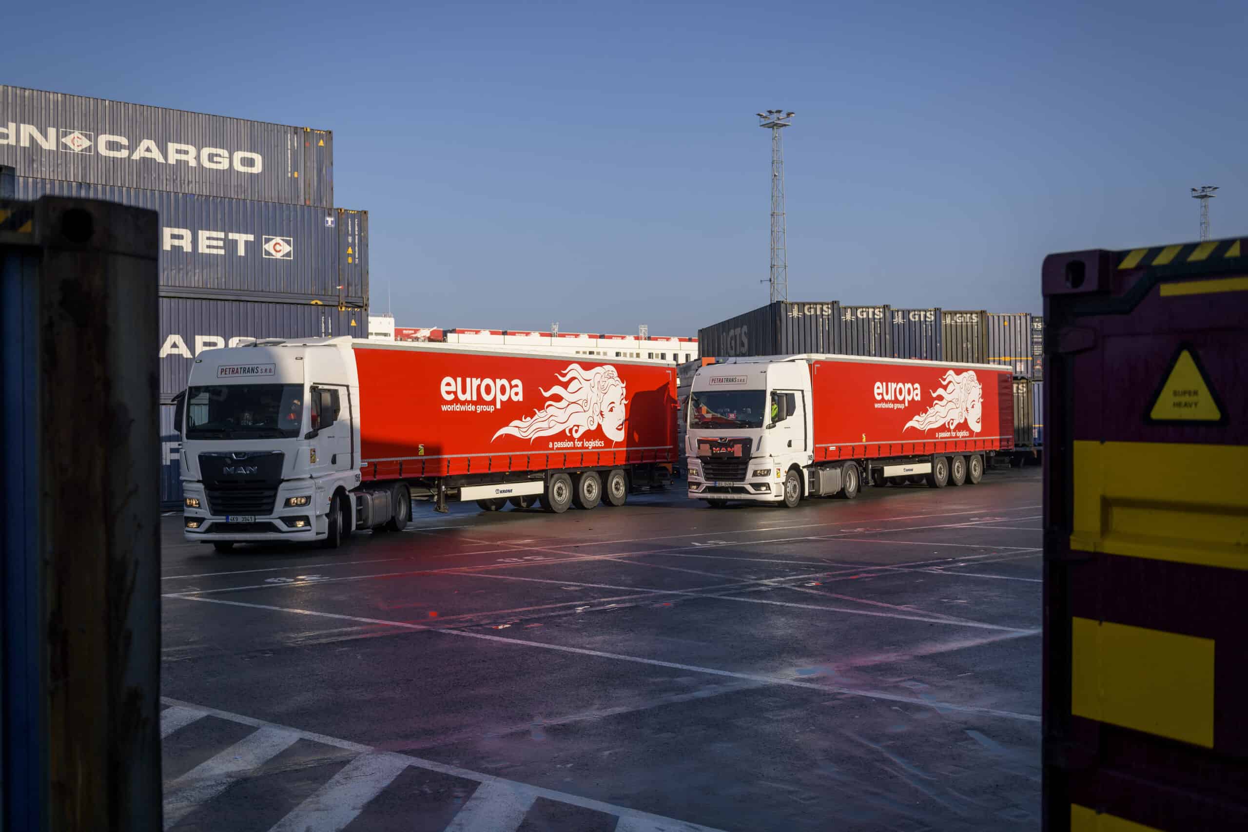 Europa Road Belgium Trucks at the port